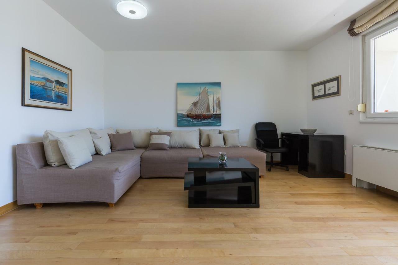 Apartment Pavic - Private Parking Zadar Eksteriør billede