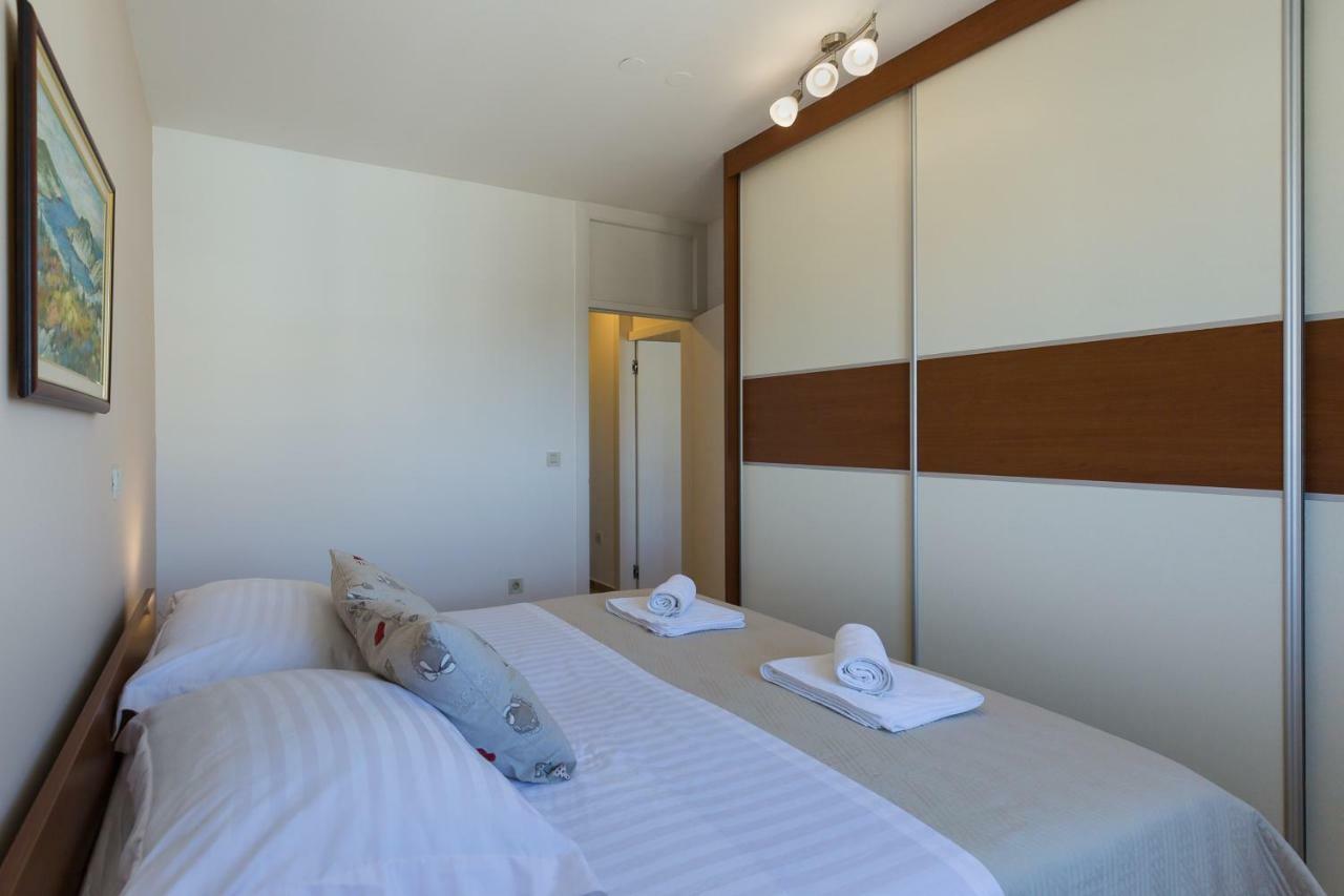 Apartment Pavic - Private Parking Zadar Eksteriør billede